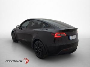 Tesla Model Y bild 8