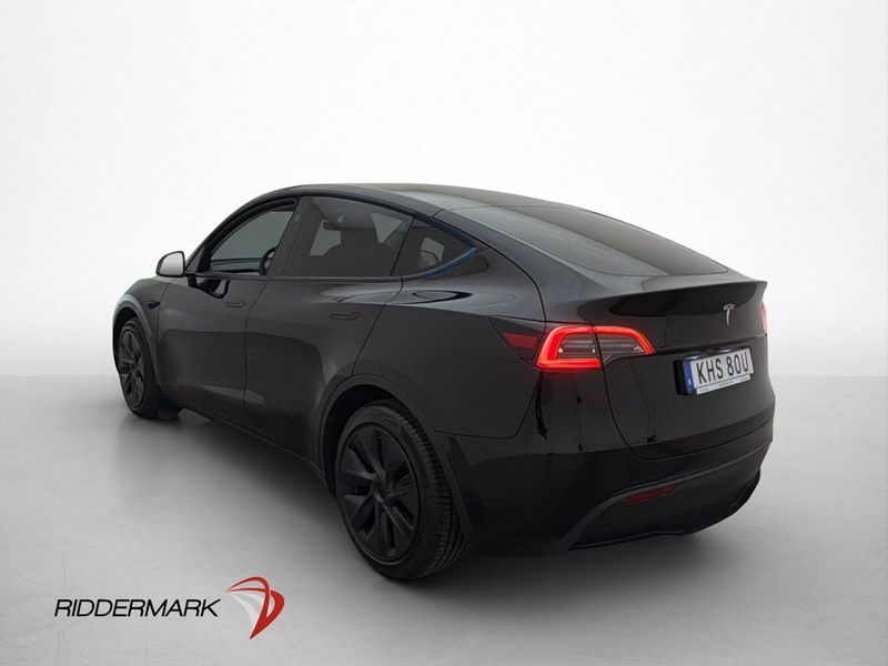 Tesla Model Y bild 8