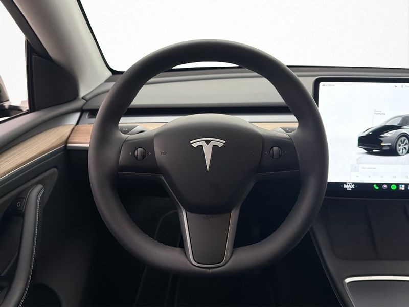 Tesla Model Y bild 21