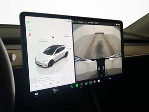 Tesla Model Y bild 31