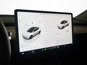 Tesla Model Y bild 35