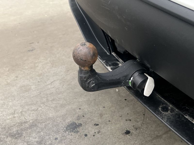 Tesla Model Y bild 16