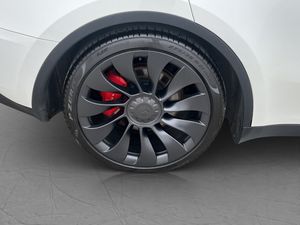Tesla Model Y bild 12
