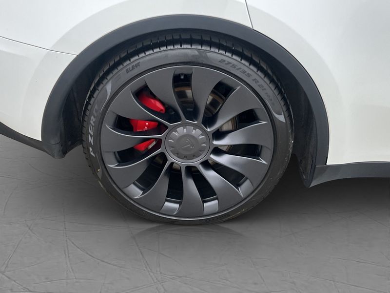 Tesla Model Y bild 12