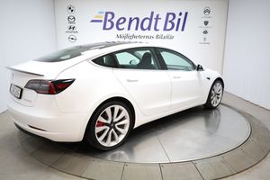 Tesla Model 3 bild 13