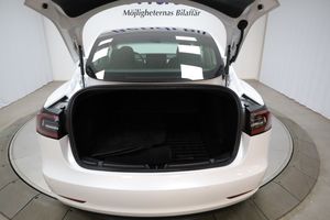 Tesla Model 3 bild 10