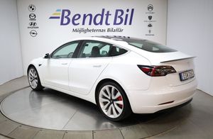 Tesla Model 3 bild 8