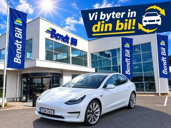 Tesla Model 3 Performance / 12322 Mil / 1 ägare - 2019