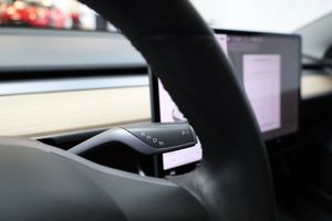 Tesla Model 3 bild 22