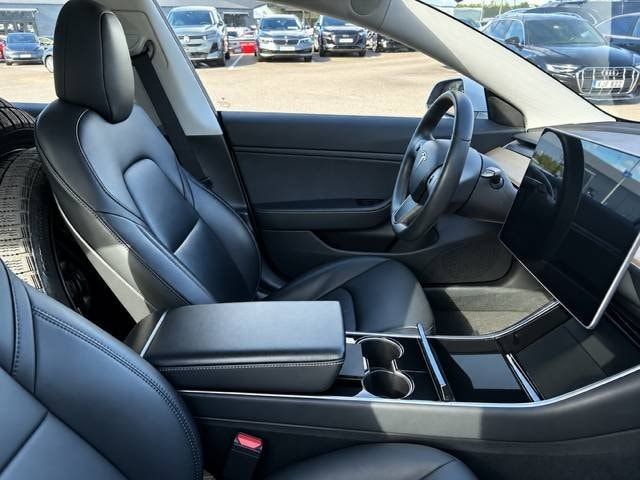 Tesla Model 3 bild 4