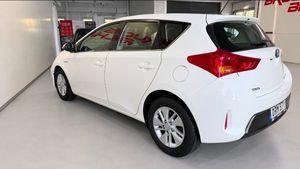 Toyota Auris bild 6