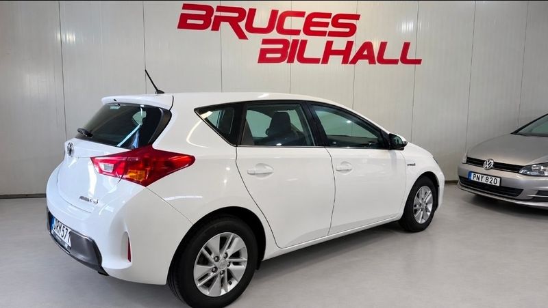 Toyota Auris bild 5