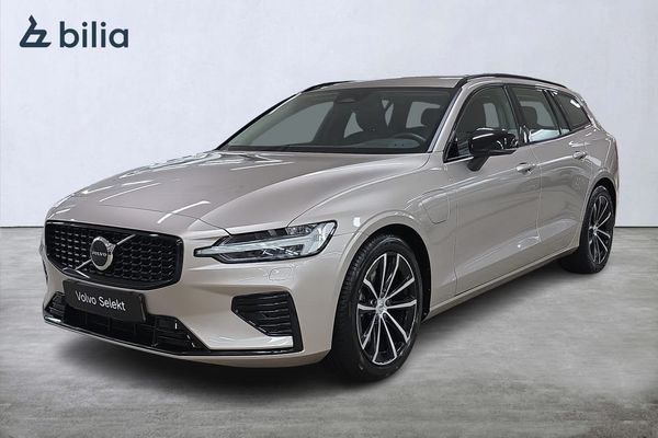 Volvo V60 T6 Plus Dark Edition - 2025