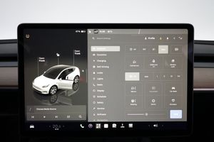 Tesla Model Y bild 18