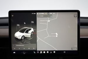 Tesla Model Y bild 17