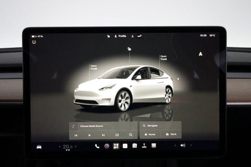 Tesla Model Y bild 16
