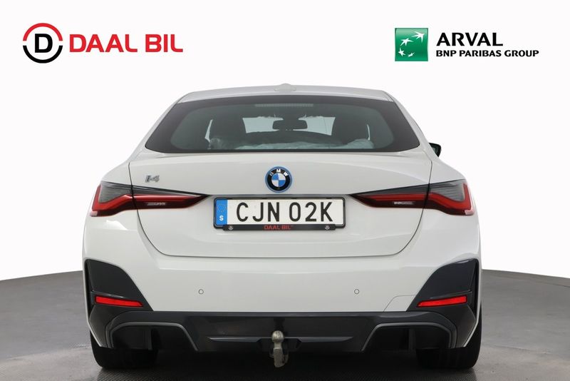 BMW i4 bild 7