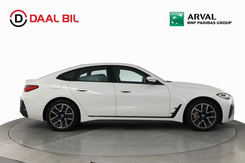 BMW i4 bild 5
