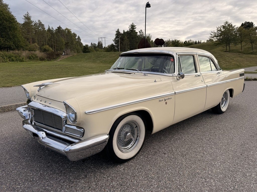 Chrysler New Yorker