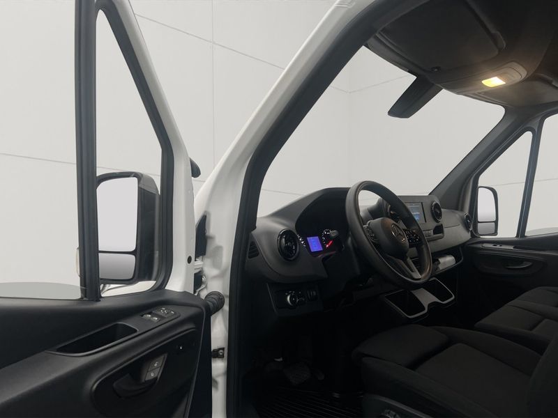Mercedes Sprinter bild 15