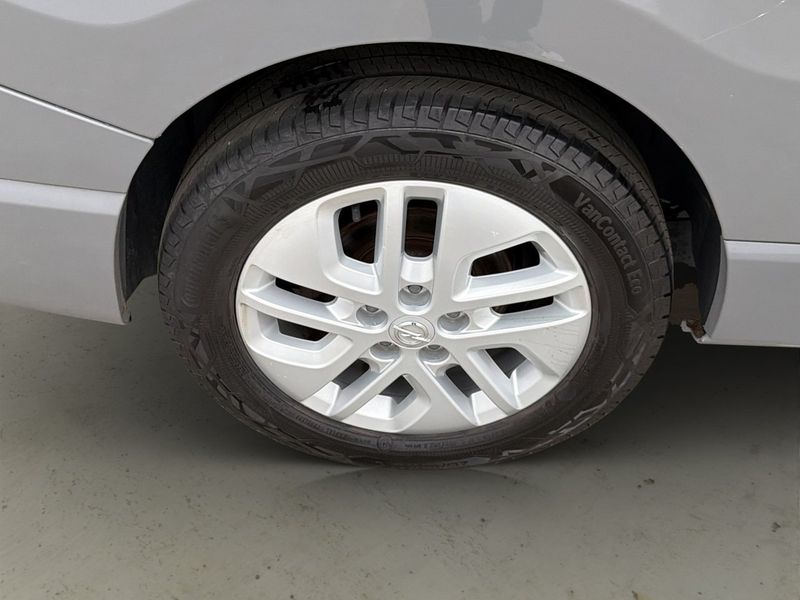 Opel Vivaro bild 33