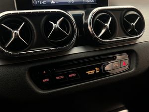 Mercedes X350 bild 25