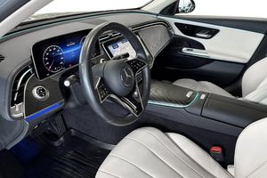 Mercedes E300 bild 6
