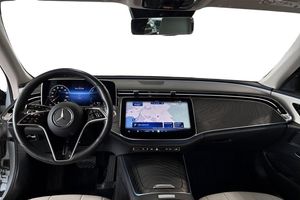 Mercedes E300 bild 11