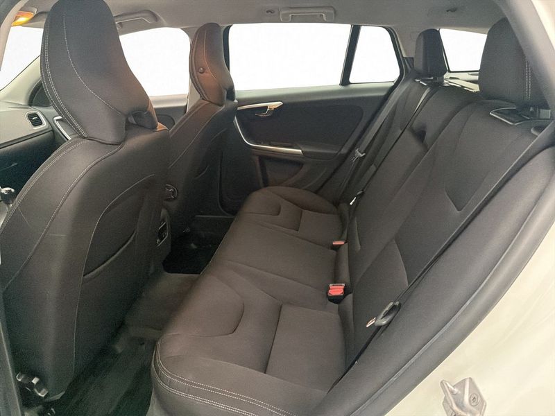 Volvo V60 bild 21