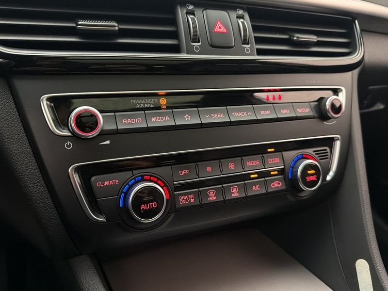Kia Optima bild 26