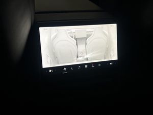 Tesla Model 3 bild 33