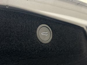 Tesla Model 3 bild 34