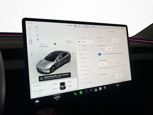 Tesla Model 3 bild 20