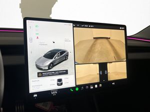 Tesla Model 3 bild 17