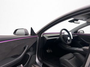 Tesla Model 3 bild 10