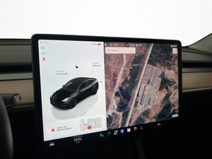 Tesla Model Y bild 18