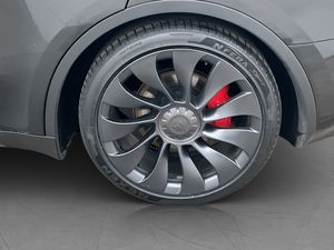 Tesla Model Y bild 31