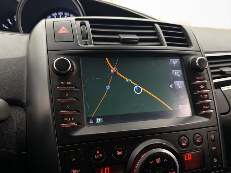 Toyota Verso bild 18
