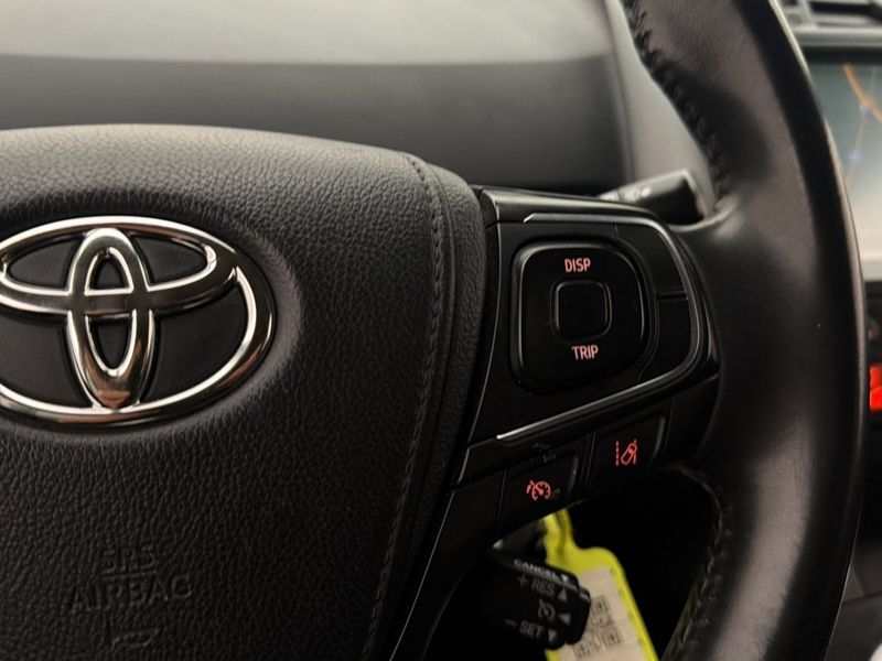 Toyota Verso bild 15