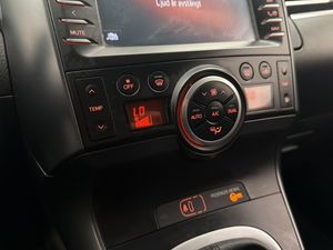 Toyota Verso bild 20