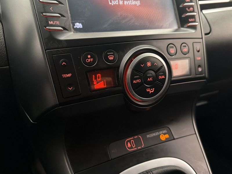 Toyota Verso bild 20
