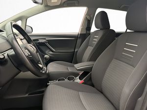 Toyota Verso bild 11