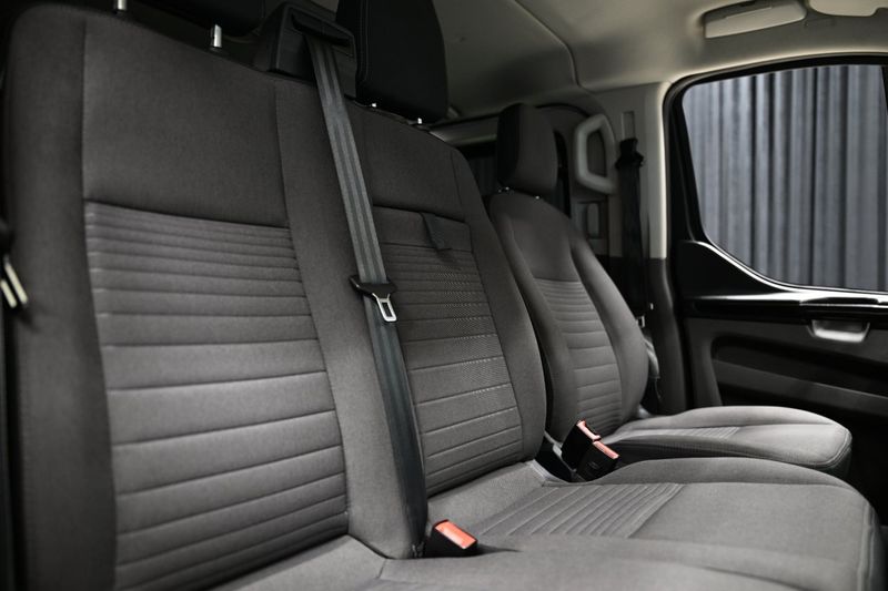 Ford Tourneo Custom bild 9