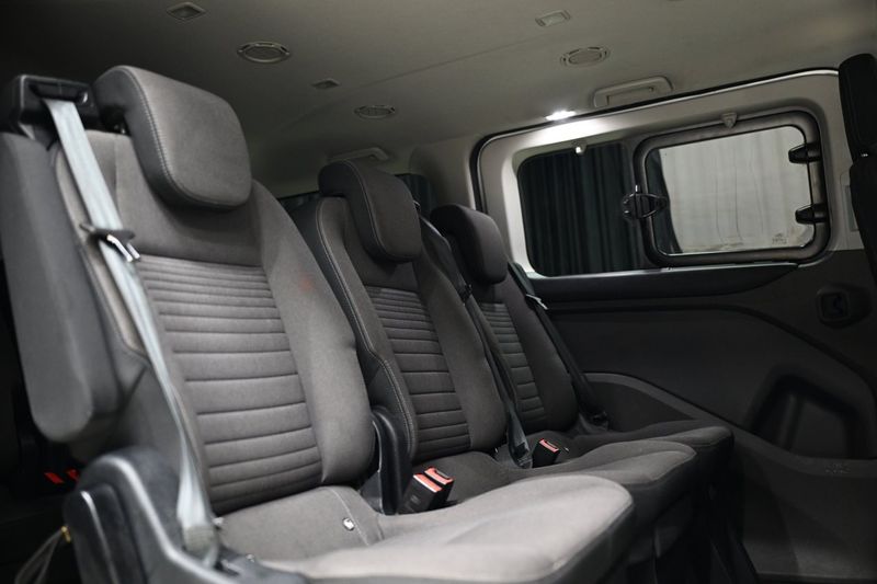 Ford Tourneo Custom bild 11
