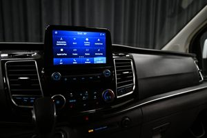 Ford Tourneo Custom bild 24
