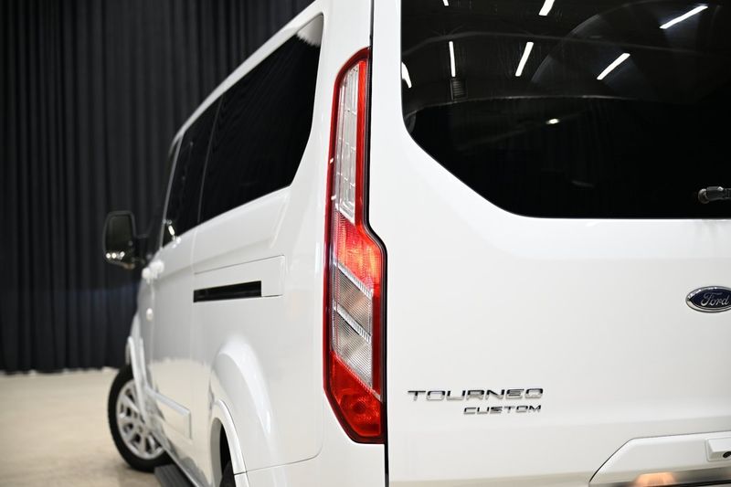 Ford Tourneo Custom bild 14