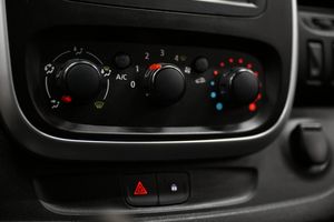 Renault Trafic bild 23