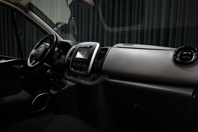 Renault Trafic bild 27