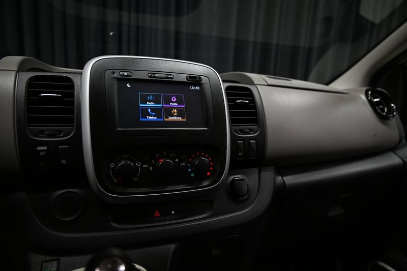 Renault Trafic bild 24