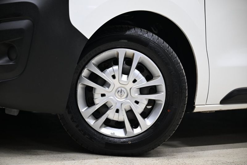 Opel Vivaro bild 8